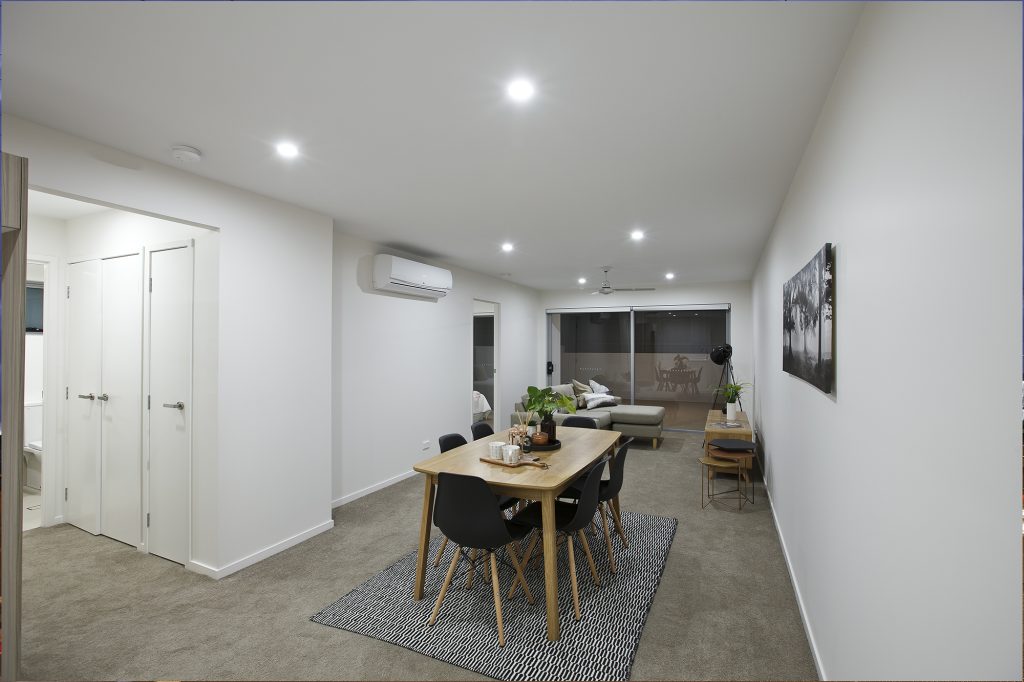 Oxley Road, Corinda