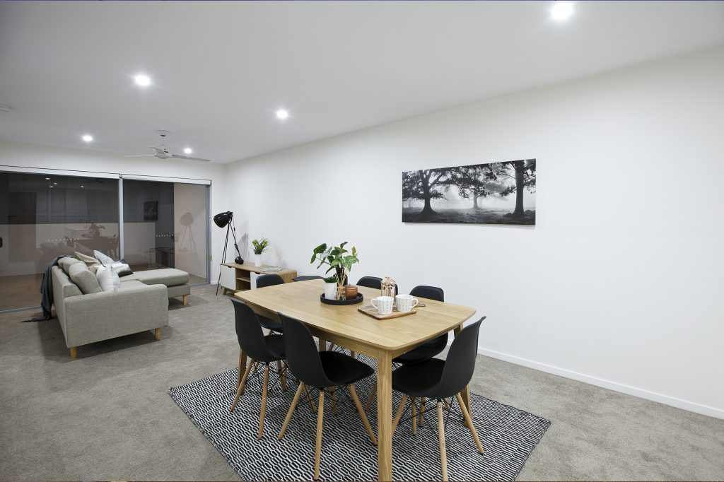 Oxley Road, Corinda
